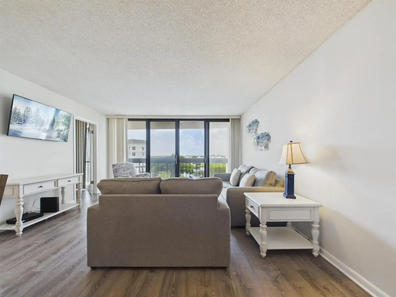 2400 Presidential Way # 704, West Palm Beach FL 33401 photo 3