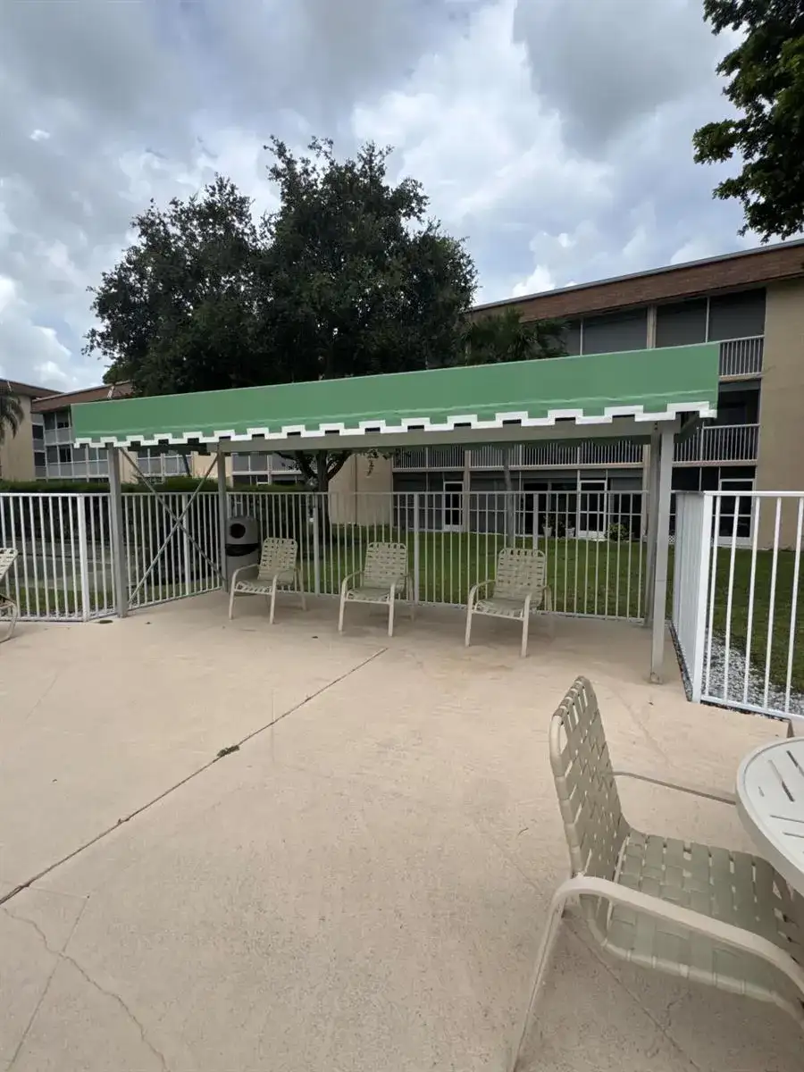 700 VILLAGE GREEN Court # 221, Palm Springs FL 33461 photo 5
