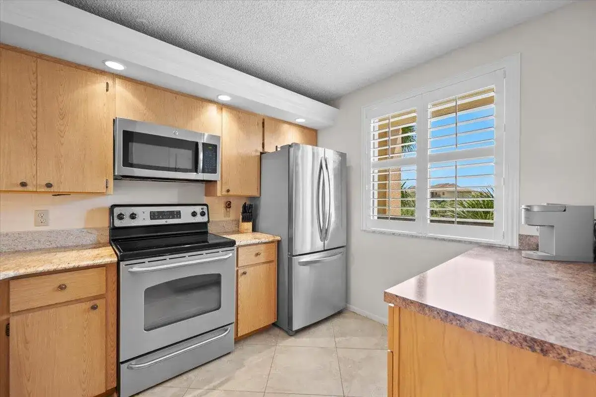 2001 Marina Isle Way # 405, Jupiter FL 33477 photo 4