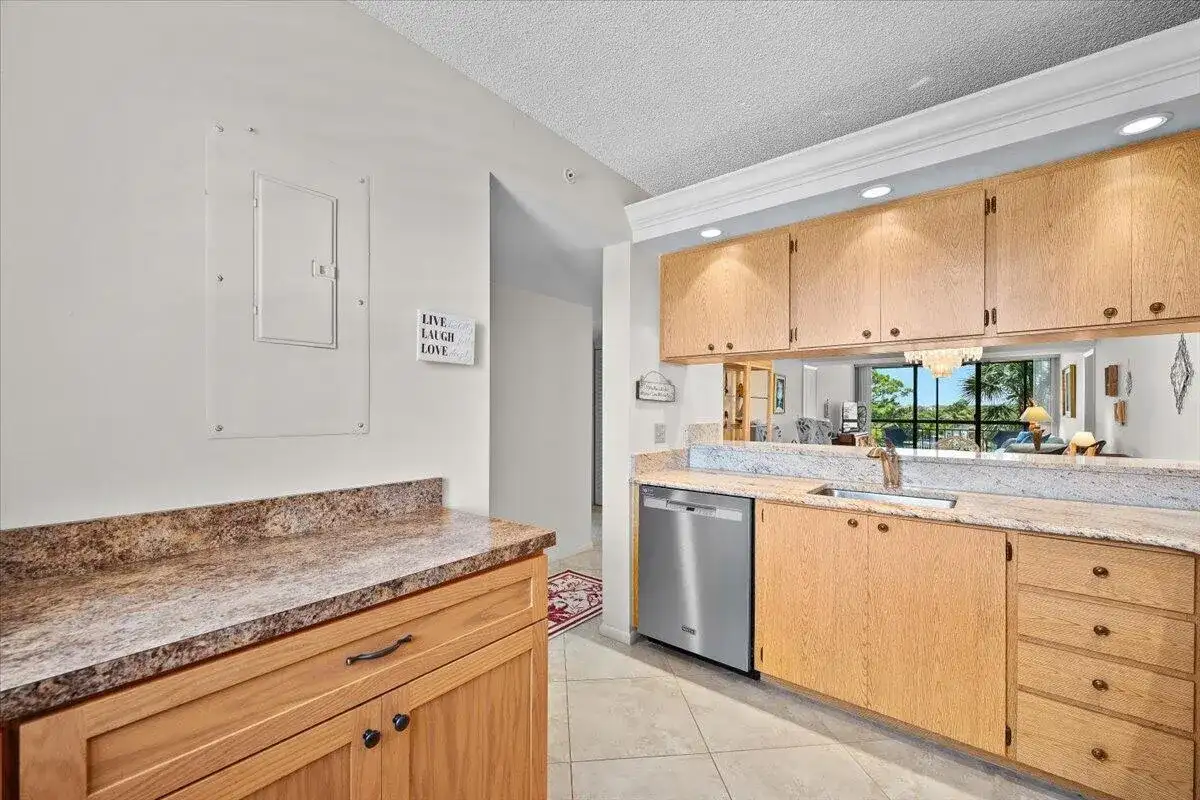 2001 Marina Isle Way # 405, Jupiter FL 33477 photo 5