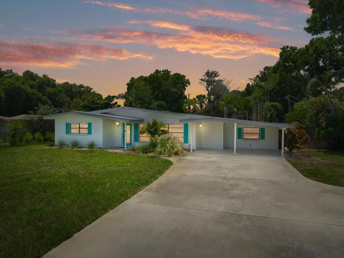 145 18th Avenue, Vero Beach FL 32962 photo 2