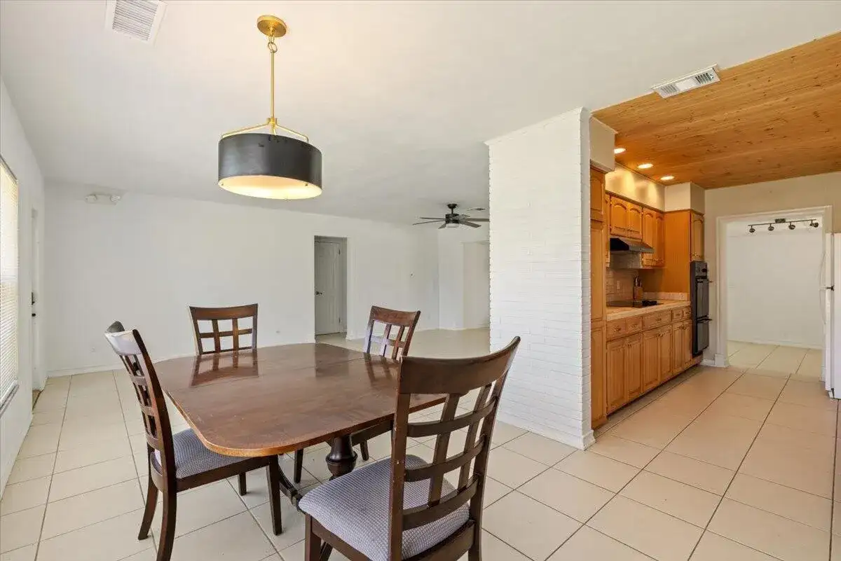 145 18th Avenue, Vero Beach FL 32962 photo 5