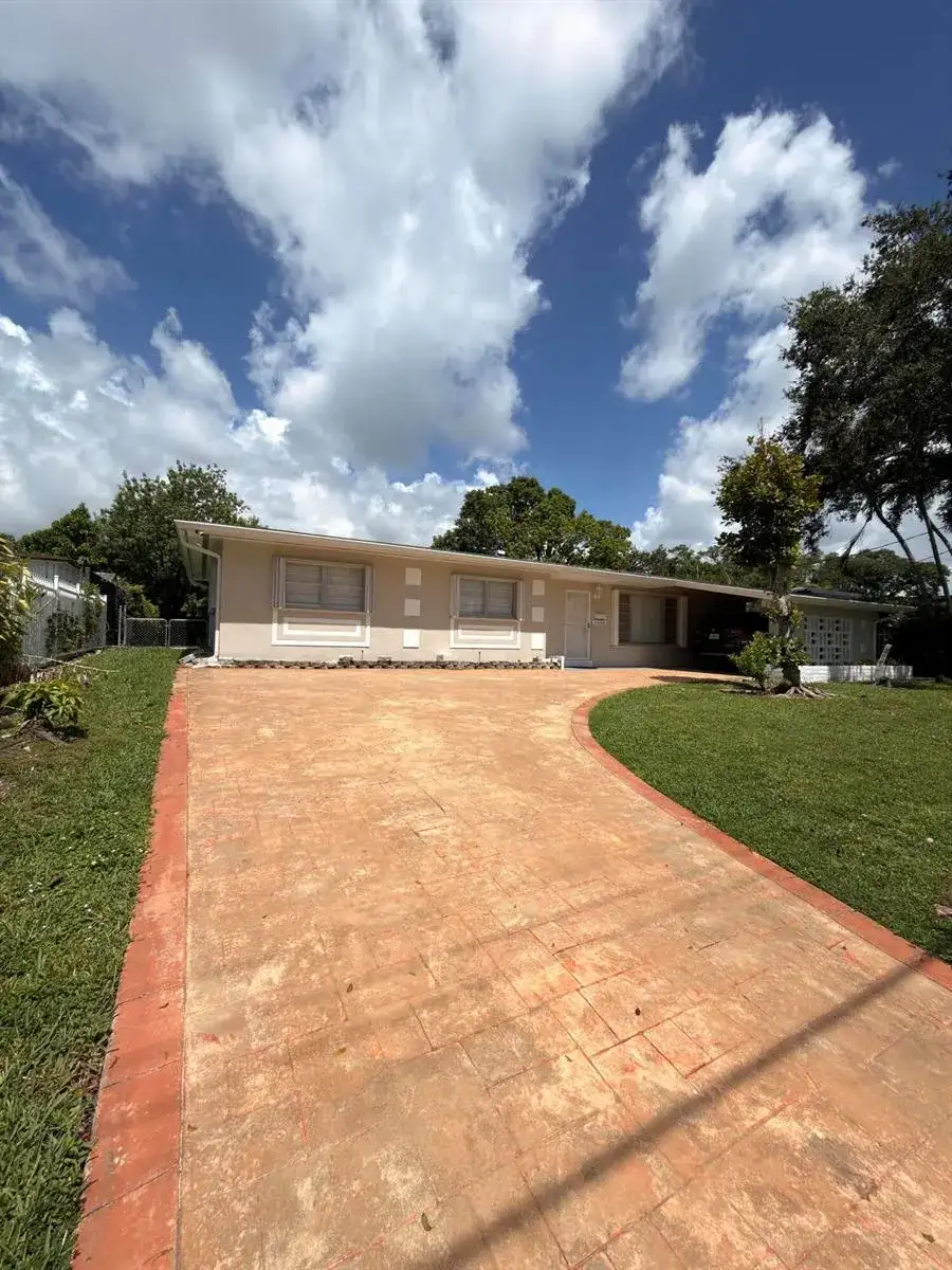 7500 SW 98TH Court, Miami FL 33173 photo 2