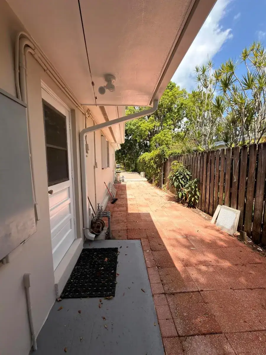 7500 SW 98TH Court, Miami FL 33173 photo 4