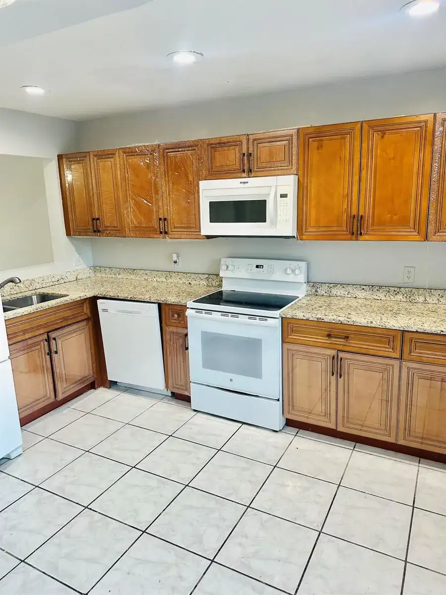 5145 BRECKENRIDGE Place # 30, West Palm Beach FL 33417 photo 5