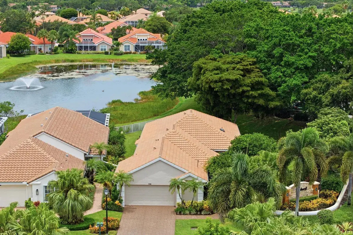 740 Pinehurst Way, Palm Beach Gardens FL 33418