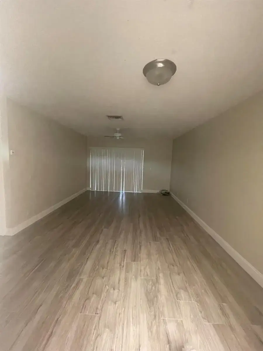 2676 DUDLEY Drive E # B, West Palm Beach FL 33415 photo 2