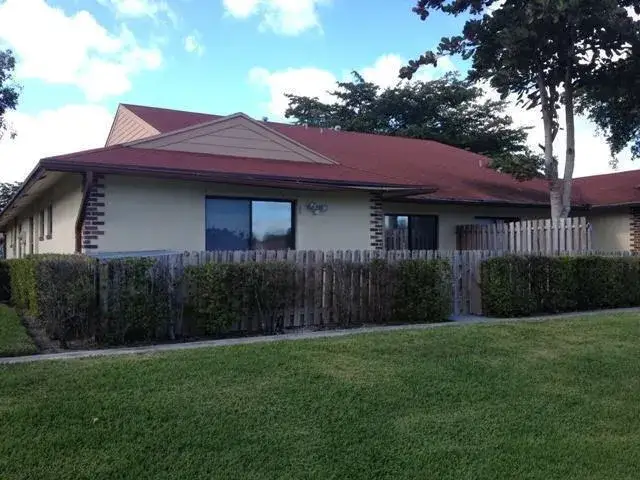 4405 Woodstock Drive # D, West Palm Beach FL 33409