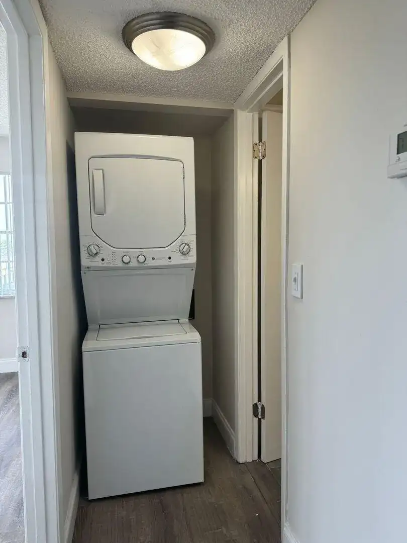 537 S SEQUOIA Drive Apt 309, West Palm Beach FL 33409 photo 5