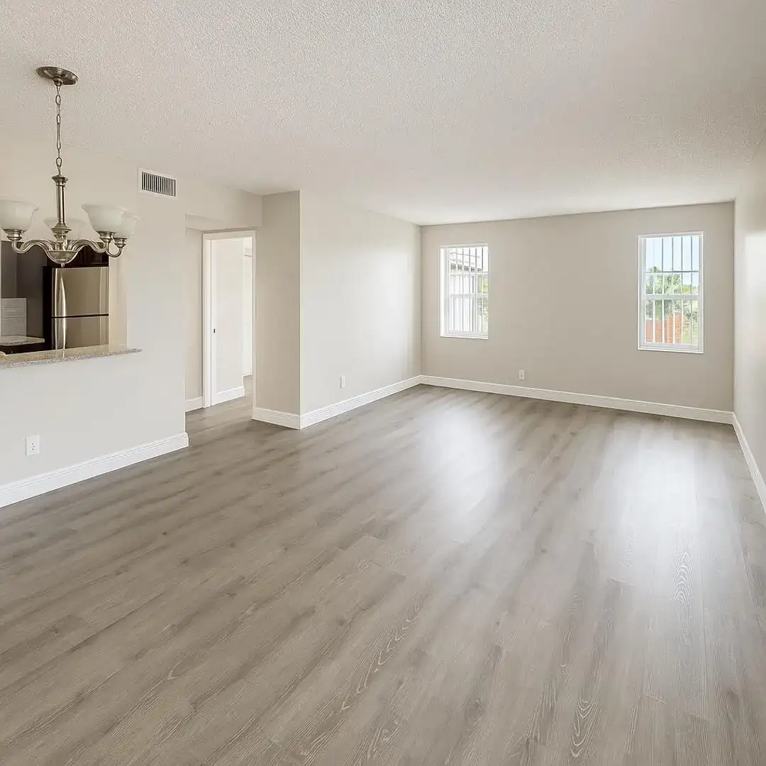 537 S Sequoia Drive # 317, West Palm Beach FL 33409 photo 3