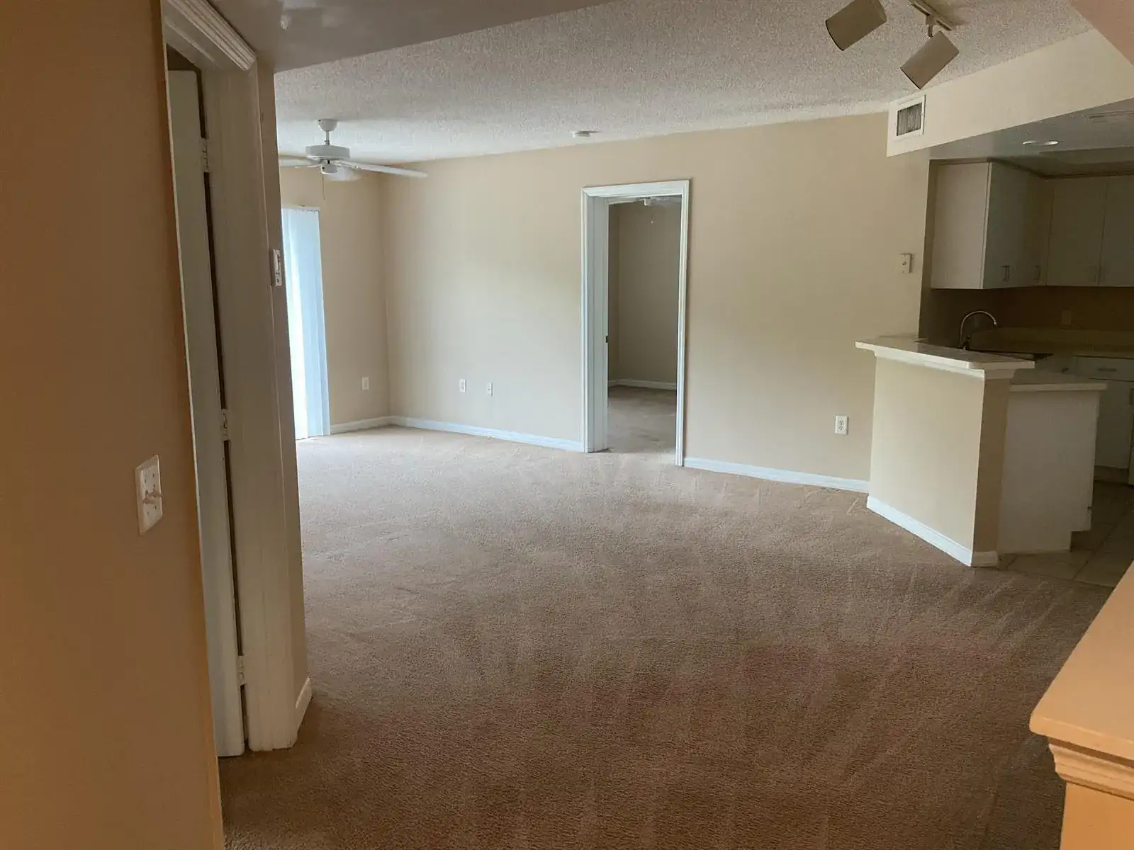 4163 N Haverhill Road # 1217, West Palm Beach FL 33417 photo 2
