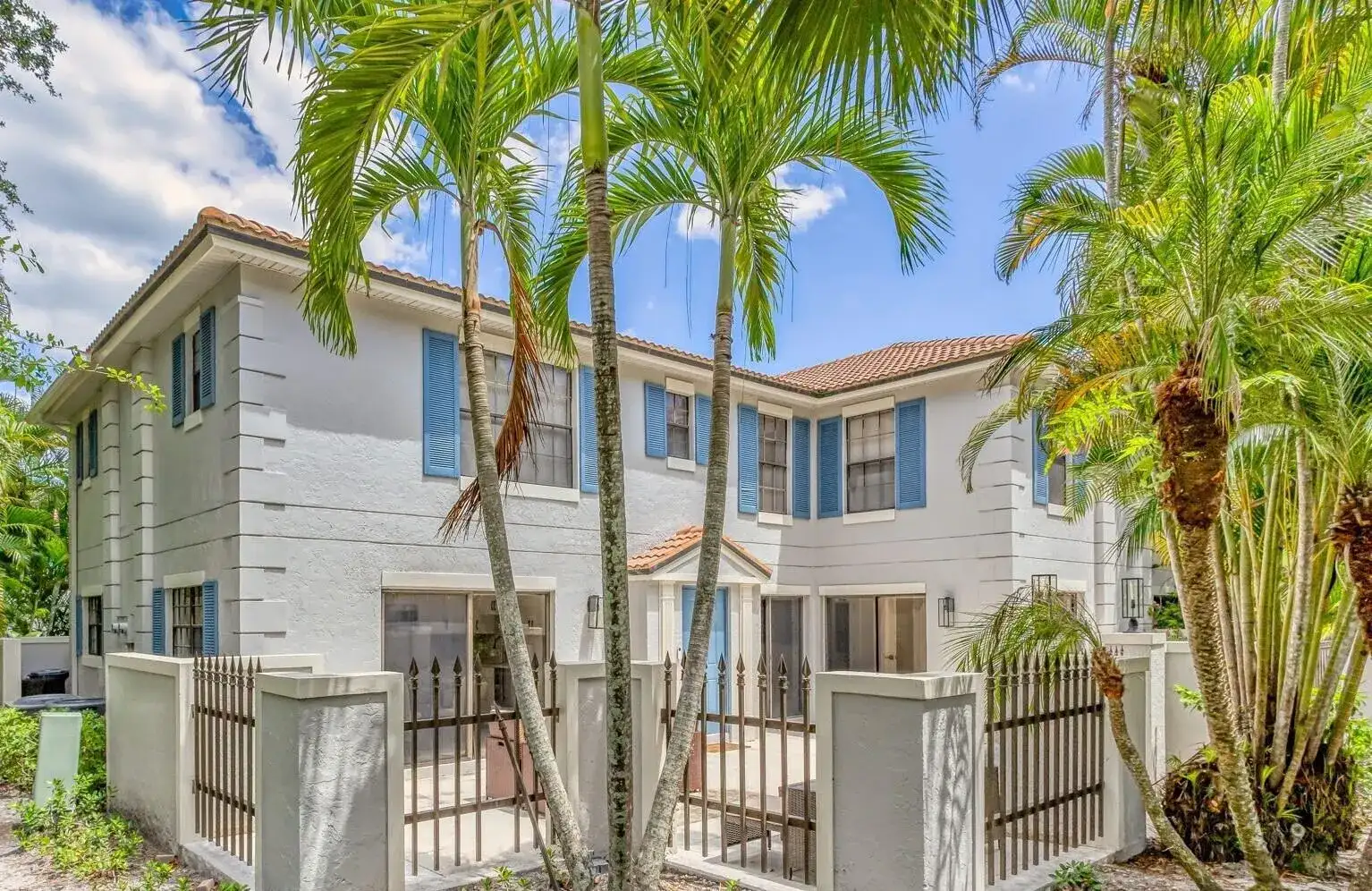 355 Prestwick Circle # 4, Palm Beach Gardens FL 33418 photo 3