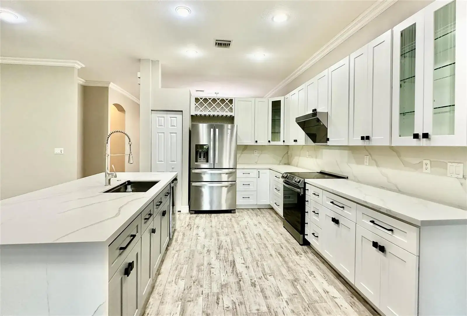 4109 W WHITEWATER Avenue, Weston FL 33332 photo 4