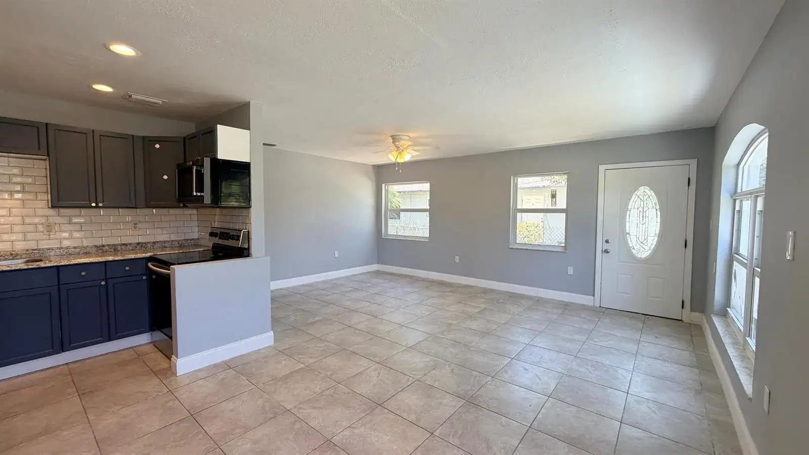 607 N 19th Street, Fort Pierce FL 34950 photo 4
