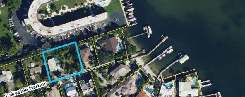 631 Lakeside Harbor, Boynton Beach FL 33435 photo 4