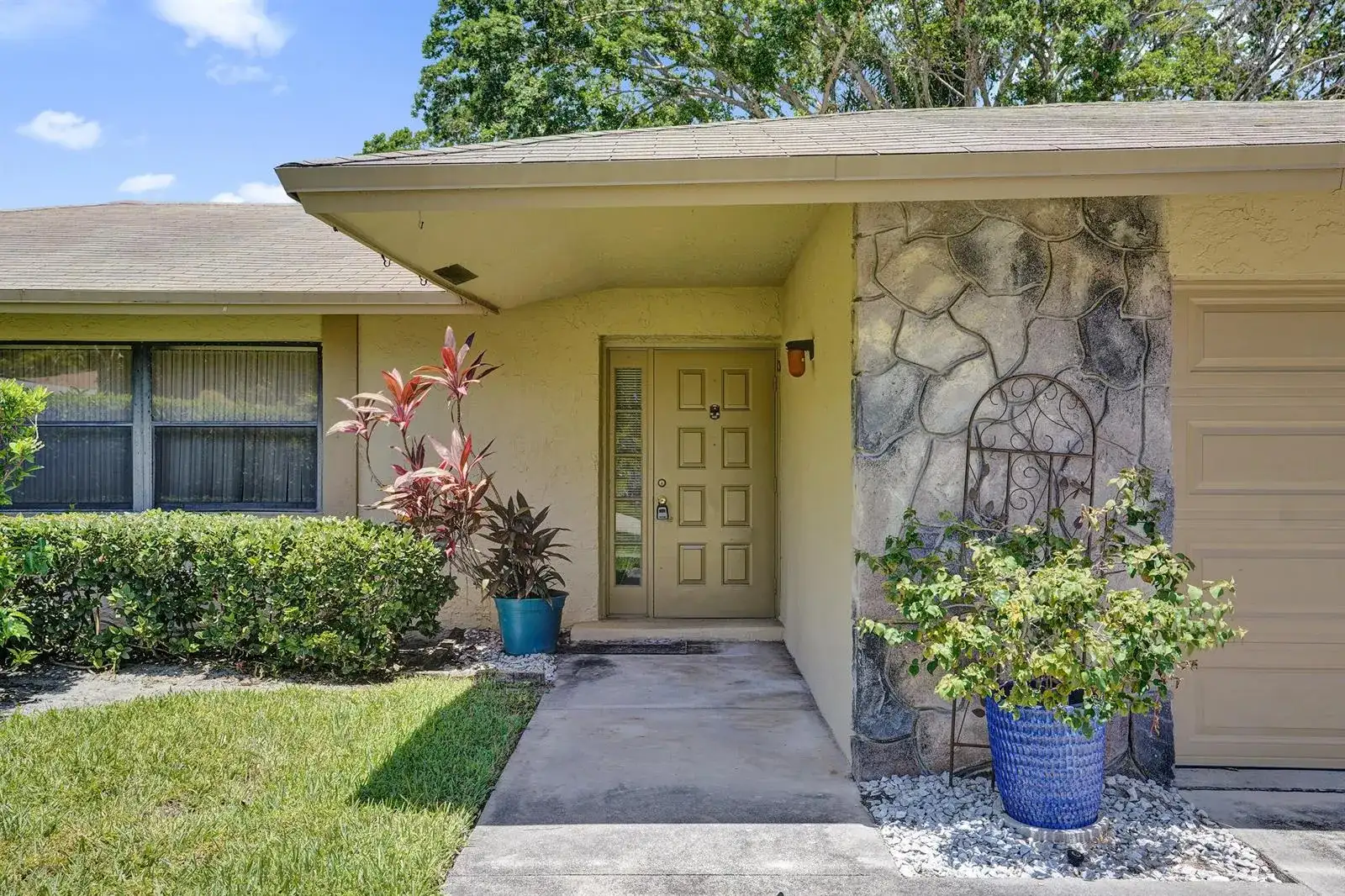 738 NW 24TH Avenue, Delray Beach FL 33445 photo 2