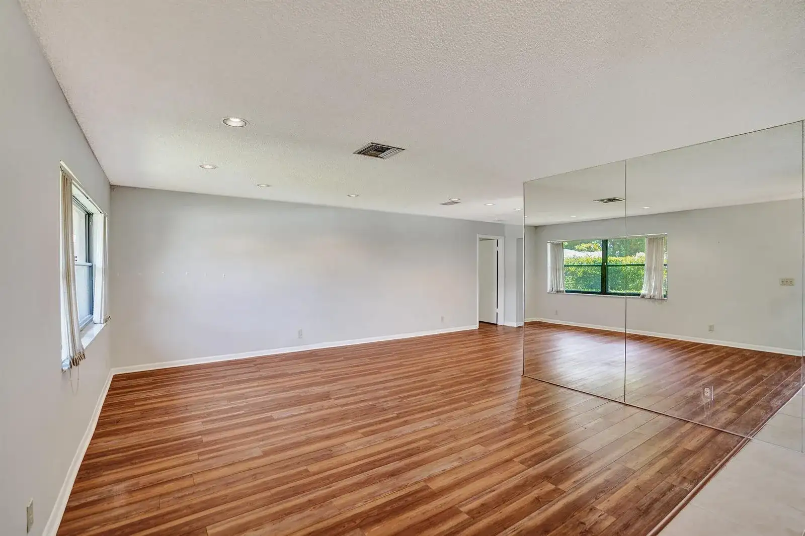 738 NW 24TH Avenue, Delray Beach FL 33445 photo 4