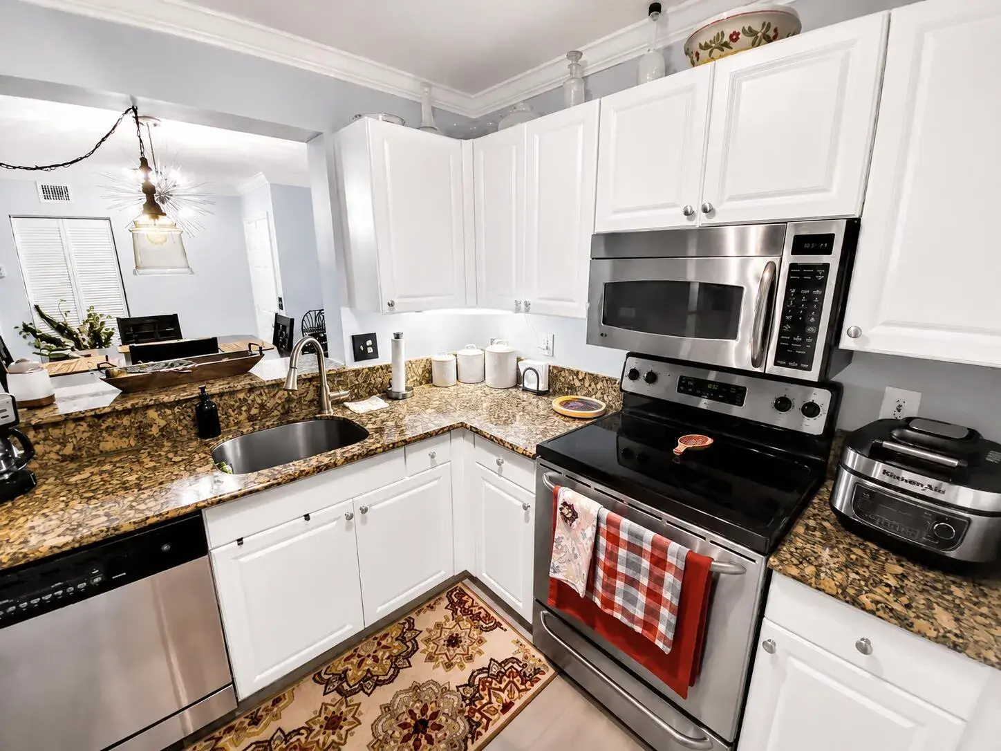 2721 Ocean Club Boulevard # 304, Hollywood FL 33019