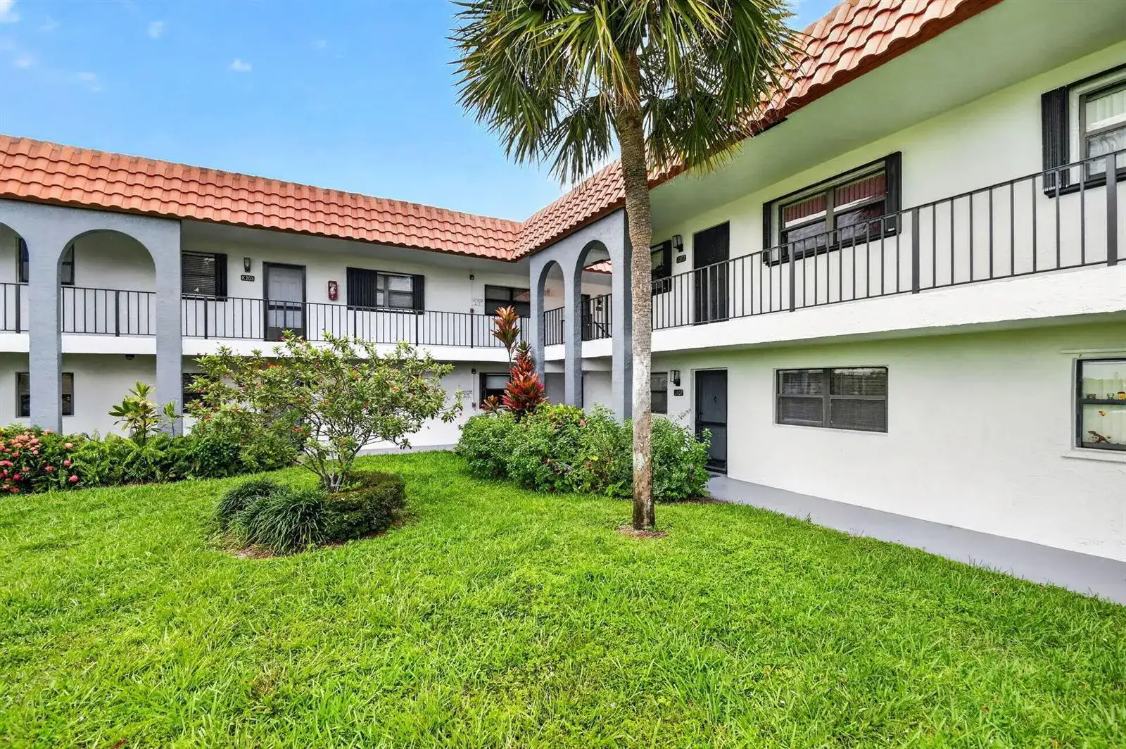 2101 W Woolbright Road # J107, Boynton Beach FL 33426 photo 2