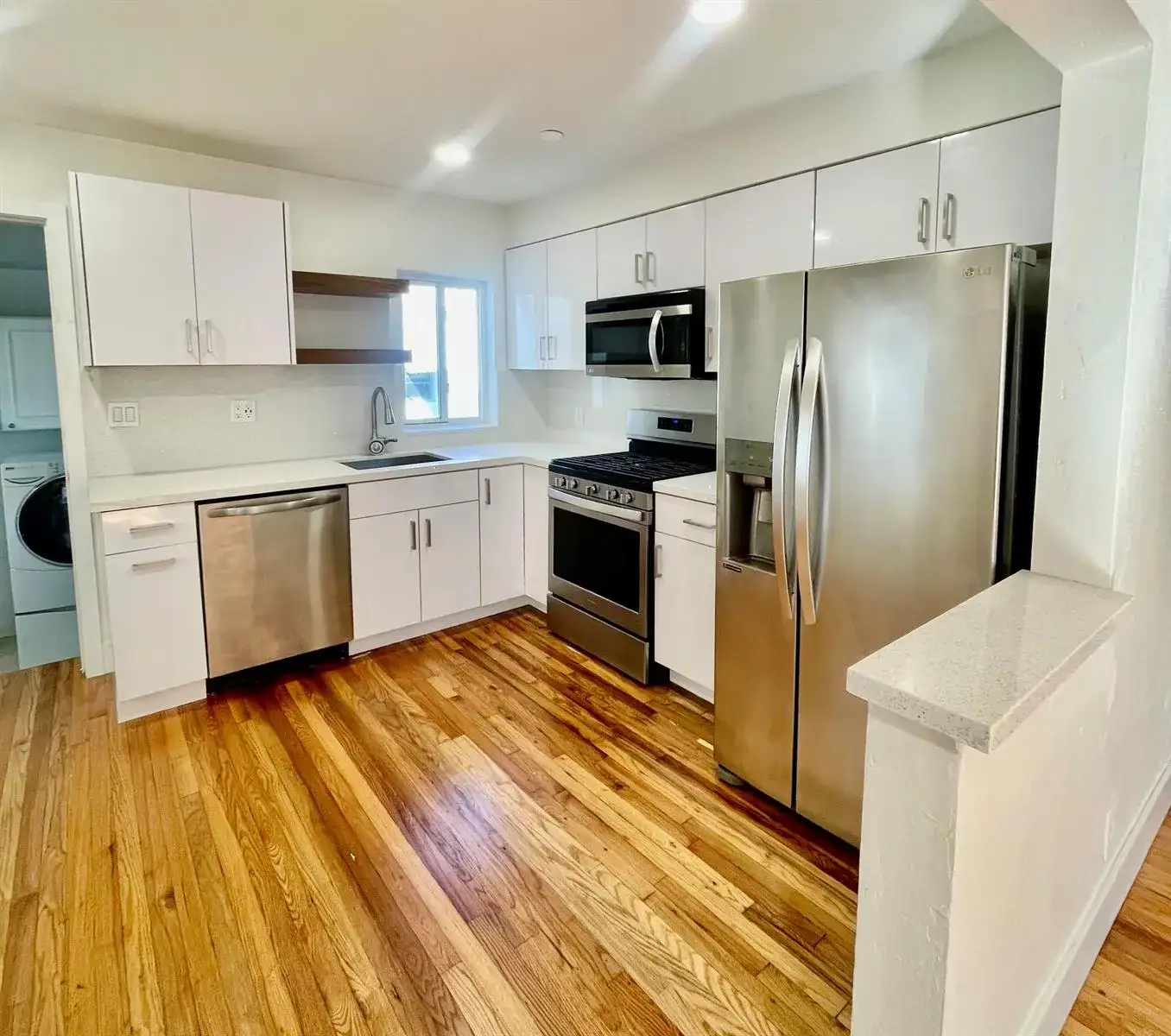 2425 Pierce Street, Hollywood FL 33020 photo 2
