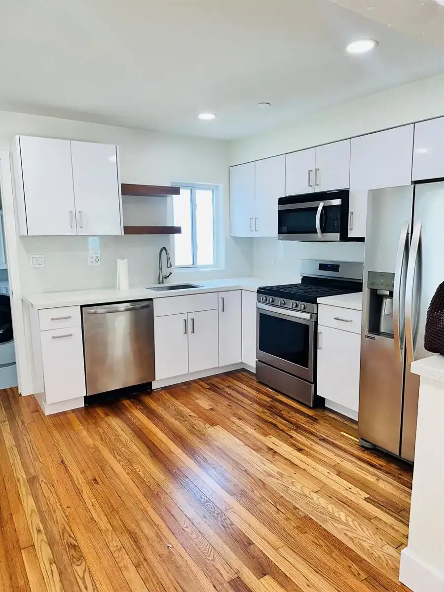 2425 Pierce Street, Hollywood FL 33020 photo 4