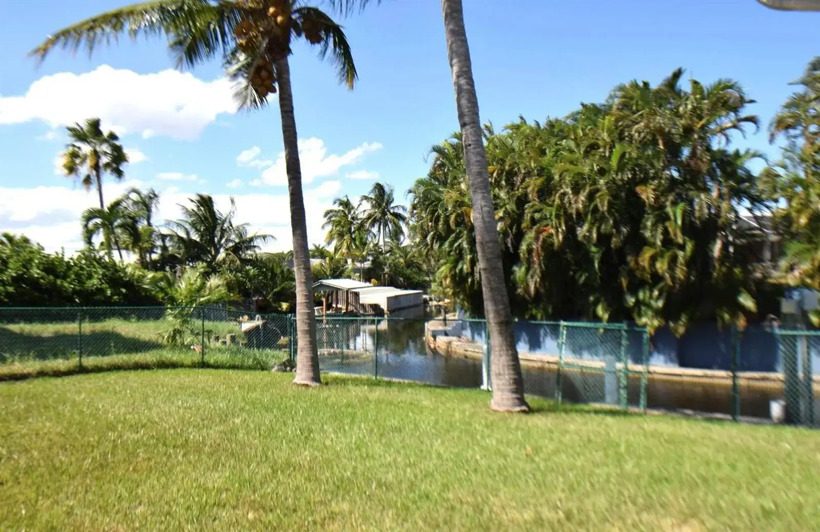2215 HYPOLUXO Road, Lake Worth FL 33462 photo 3