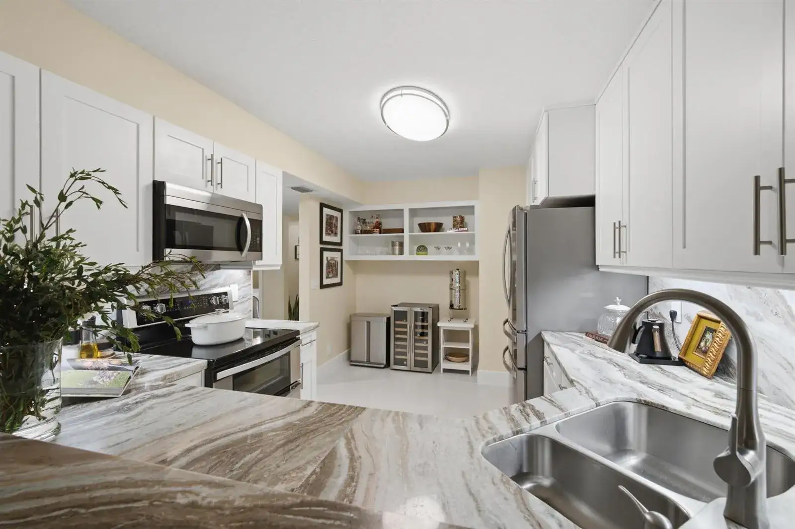 7232 FAIRFAX Drive # 205, Tamarac FL 33321 photo 3