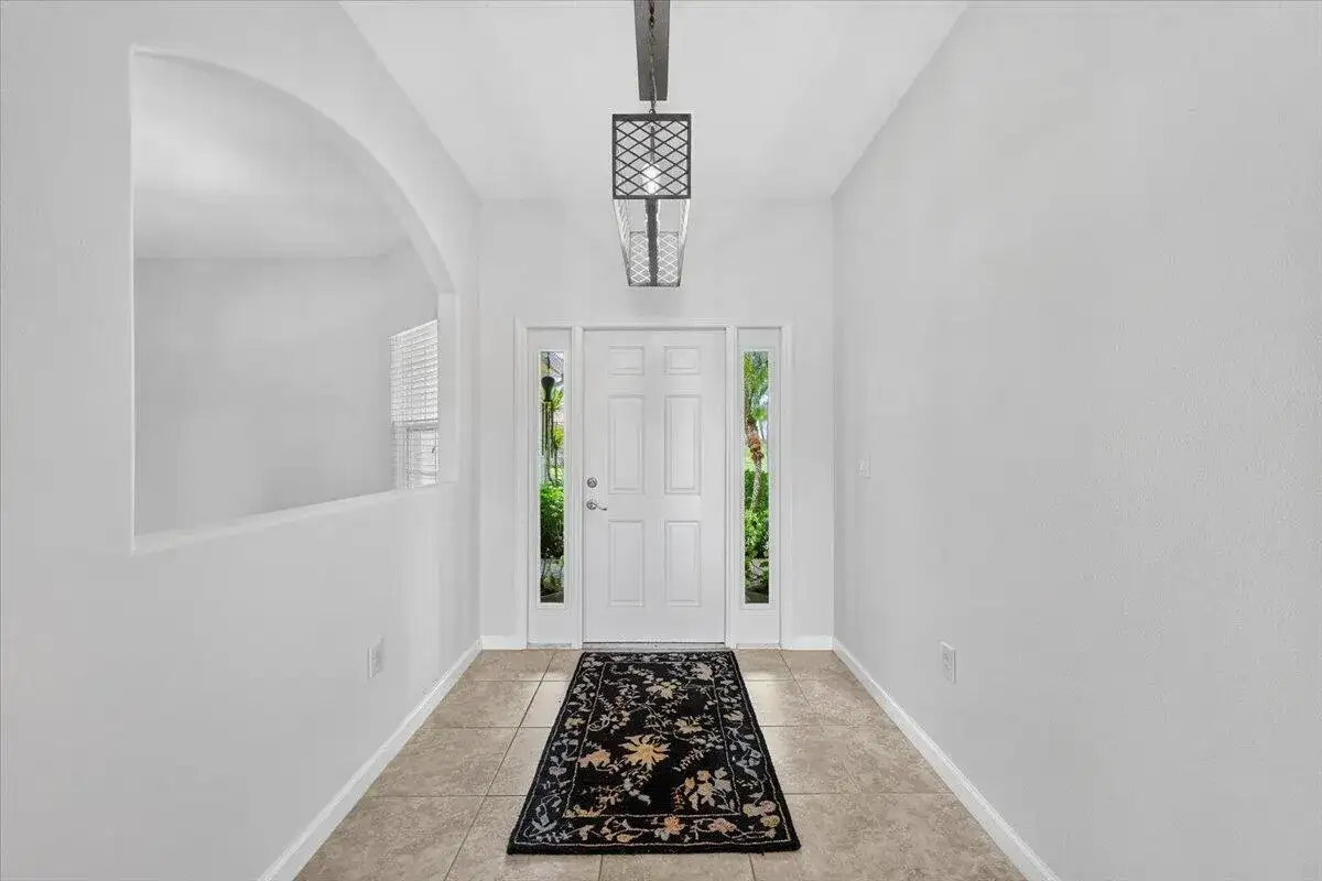 12158 SW AVENTINO Drive, Port St. Lucie FL 34987 photo 2