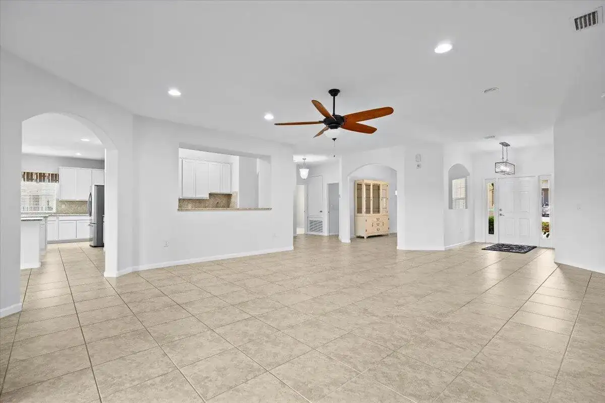 12158 SW AVENTINO Drive, Port St. Lucie FL 34987 photo 5
