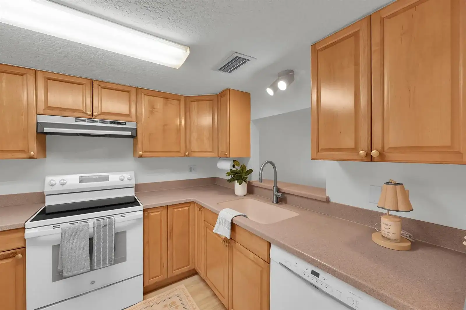 2302 Sunrise Boulevard # 209, Fort Pierce FL 34982 photo 4