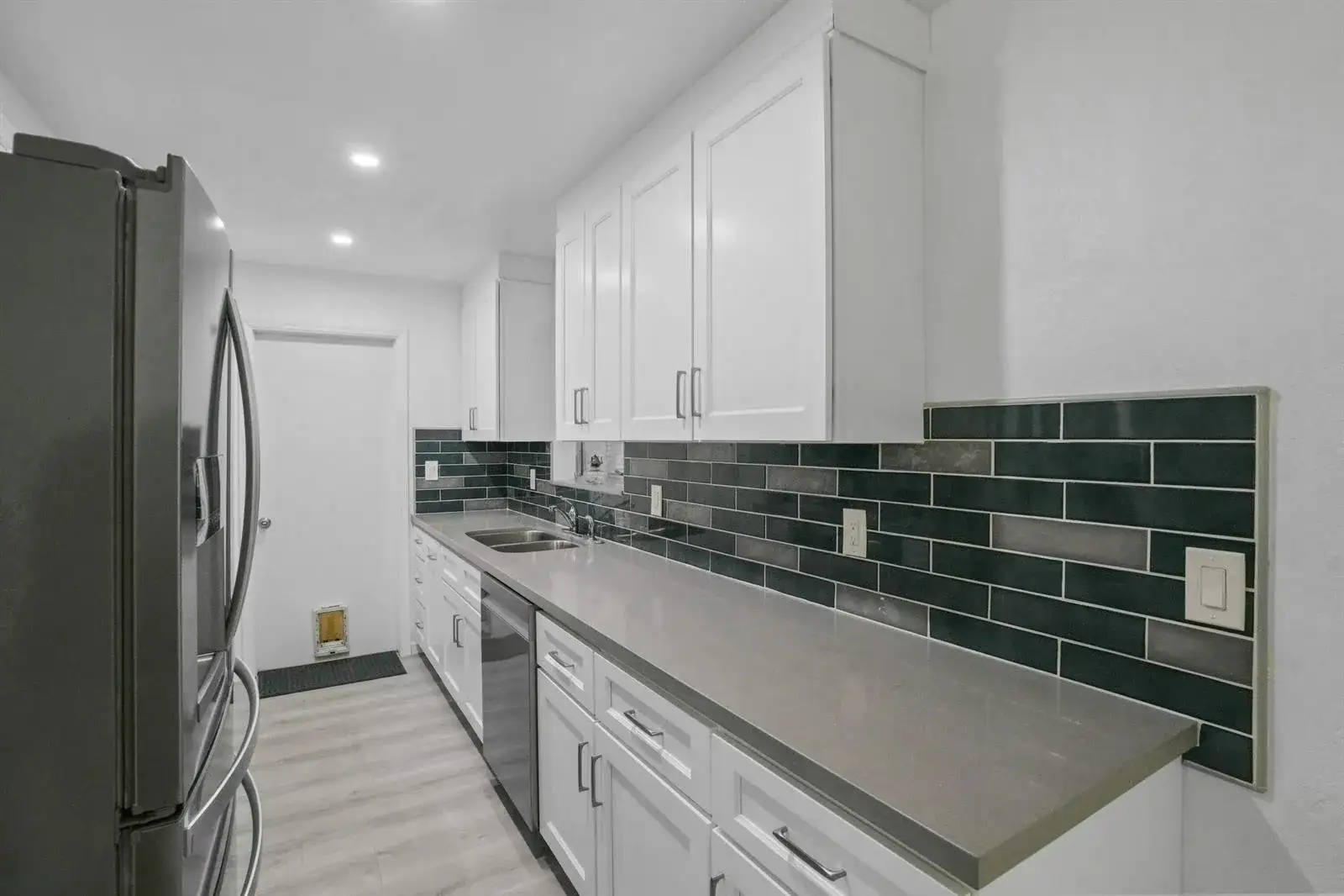 2270 SW 30TH Terrace, Fort Lauderdale FL 33312 photo 5