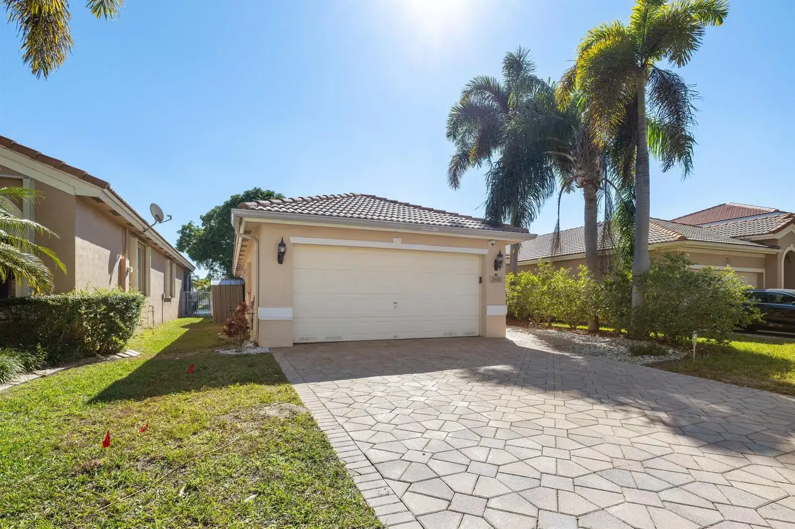 3800 WOODFIELD Drive, Coconut Creek FL 33073 photo 2