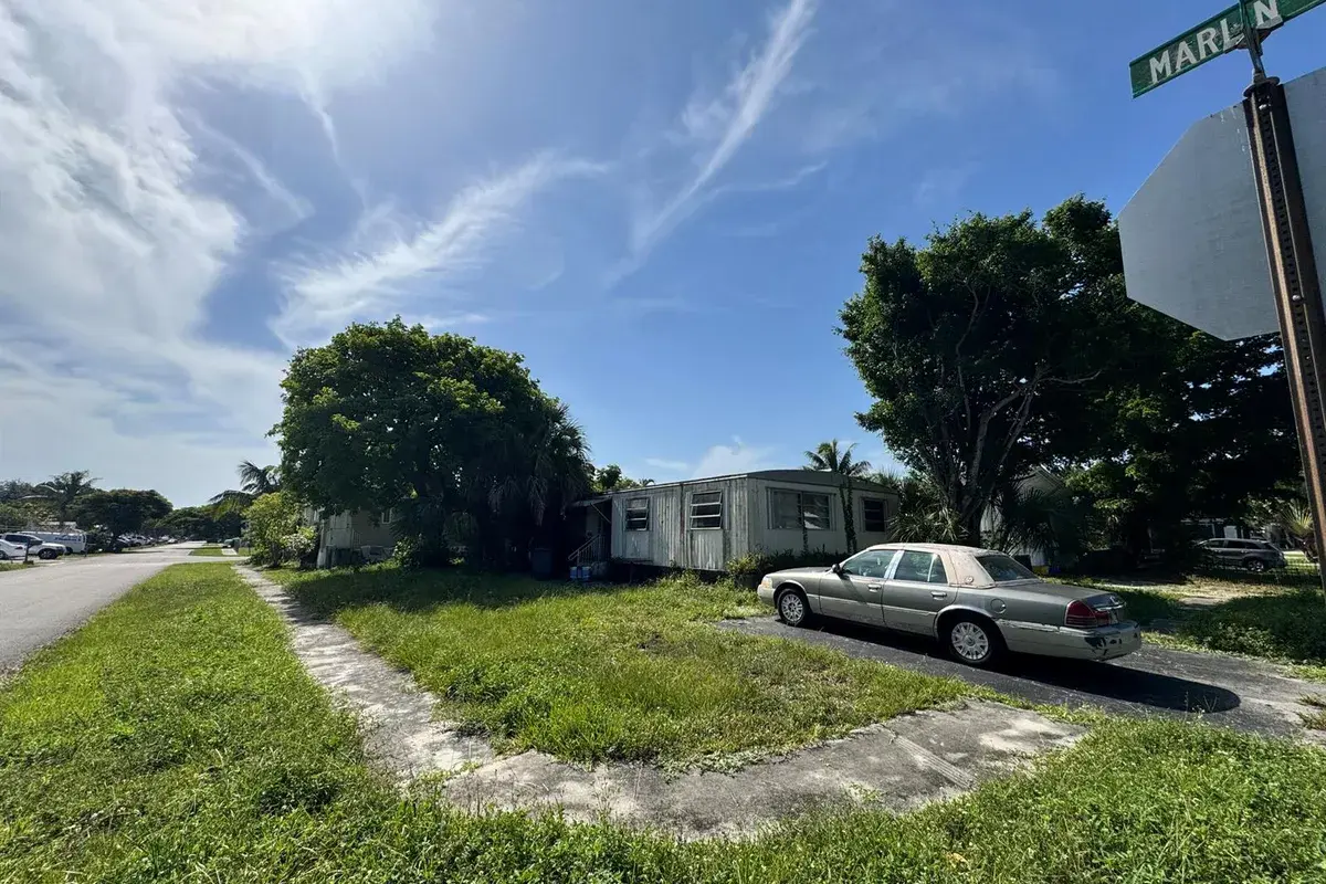 22850 Cascade Place, Boca Raton FL 33428