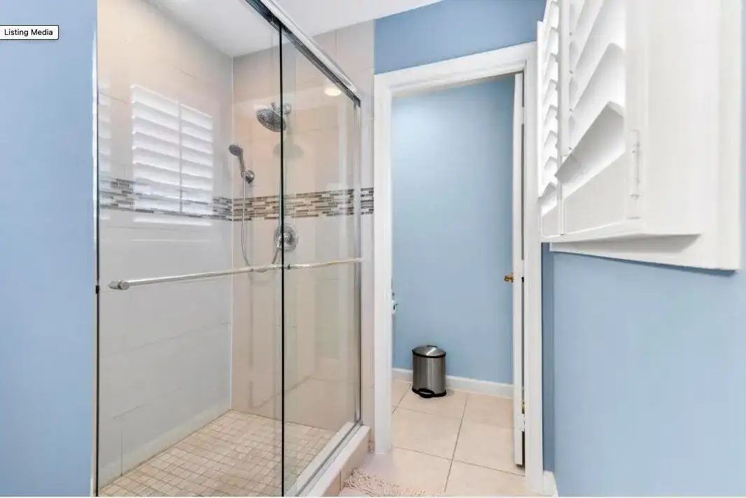 8212 Calterra Drive, Palm Beach Gardens FL 33418 photo 3