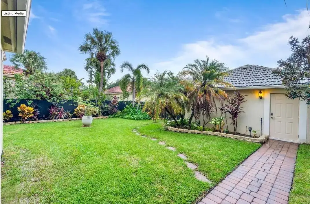 8212 Calterra Drive, Palm Beach Gardens FL 33418 photo 5