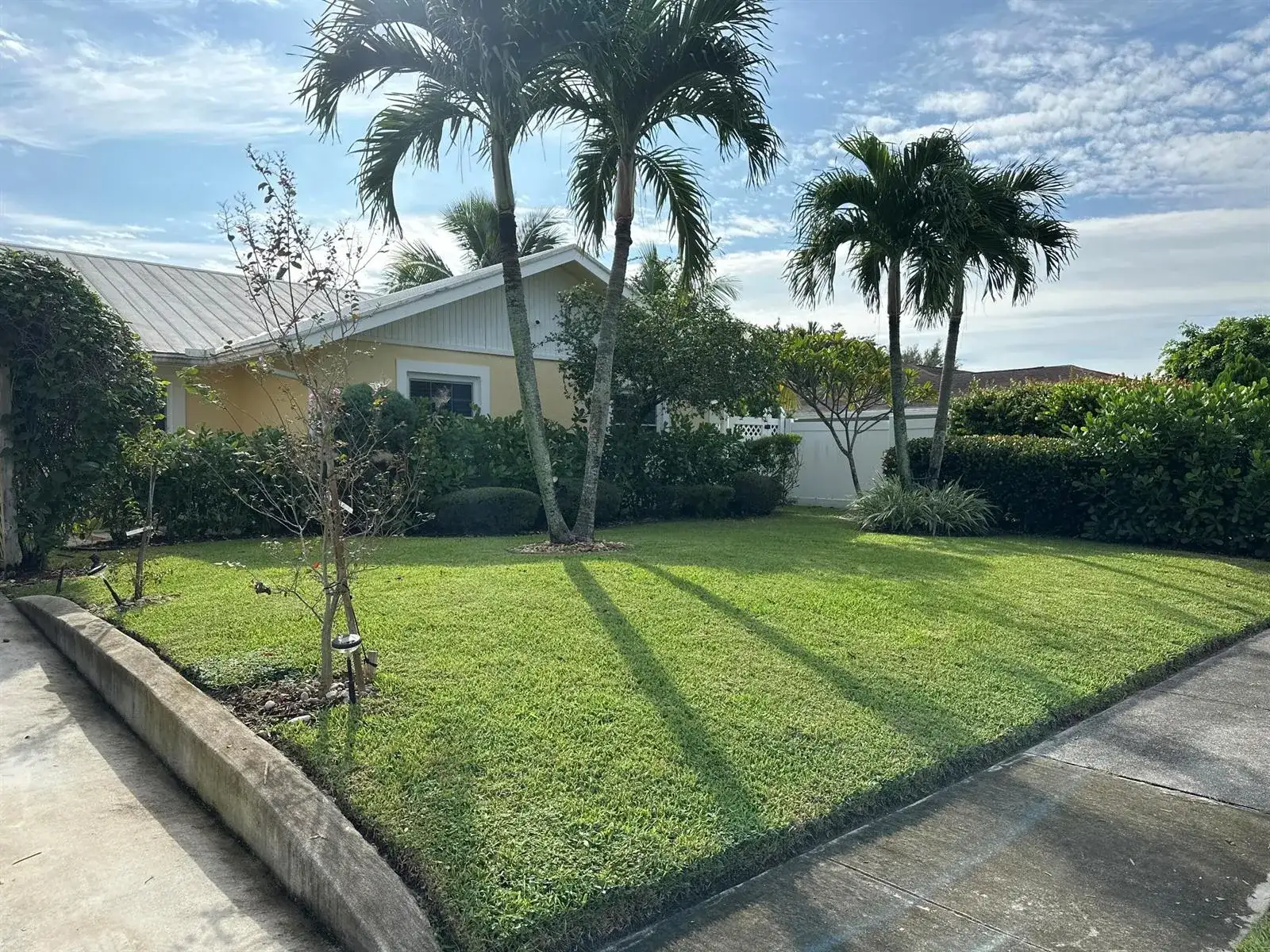 5010 WOODSTONE Circle N, Lake Worth FL 33463 photo 2