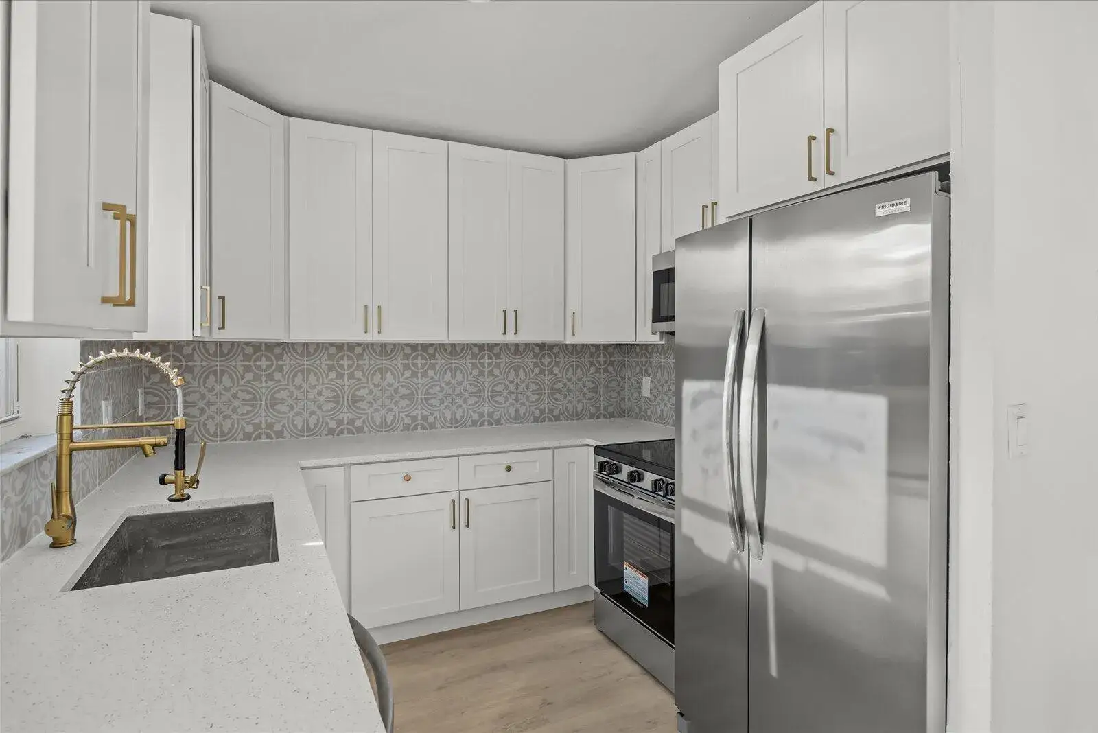 1561 NW 7TH Lane, Pompano Beach FL 33060