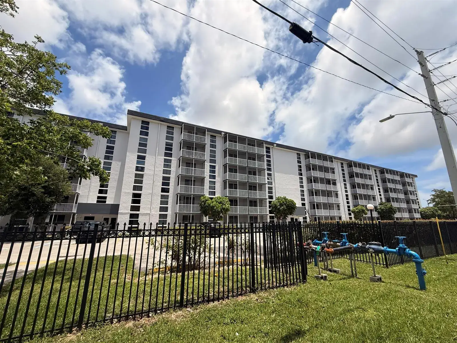 16950 W Dixie Highway # A226, North Miami Beach FL 33160