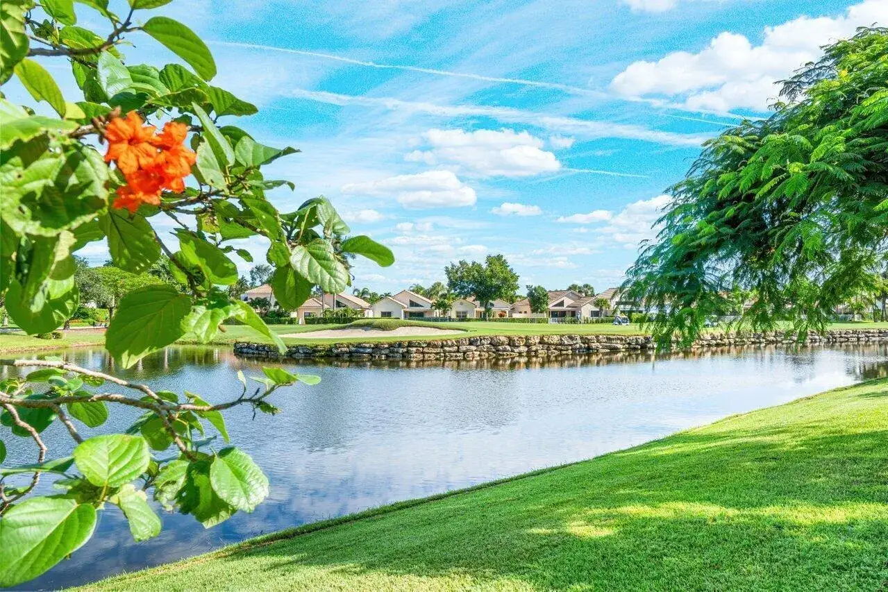5208 Lake Catalina Drive N # D, Boca Raton FL 33496