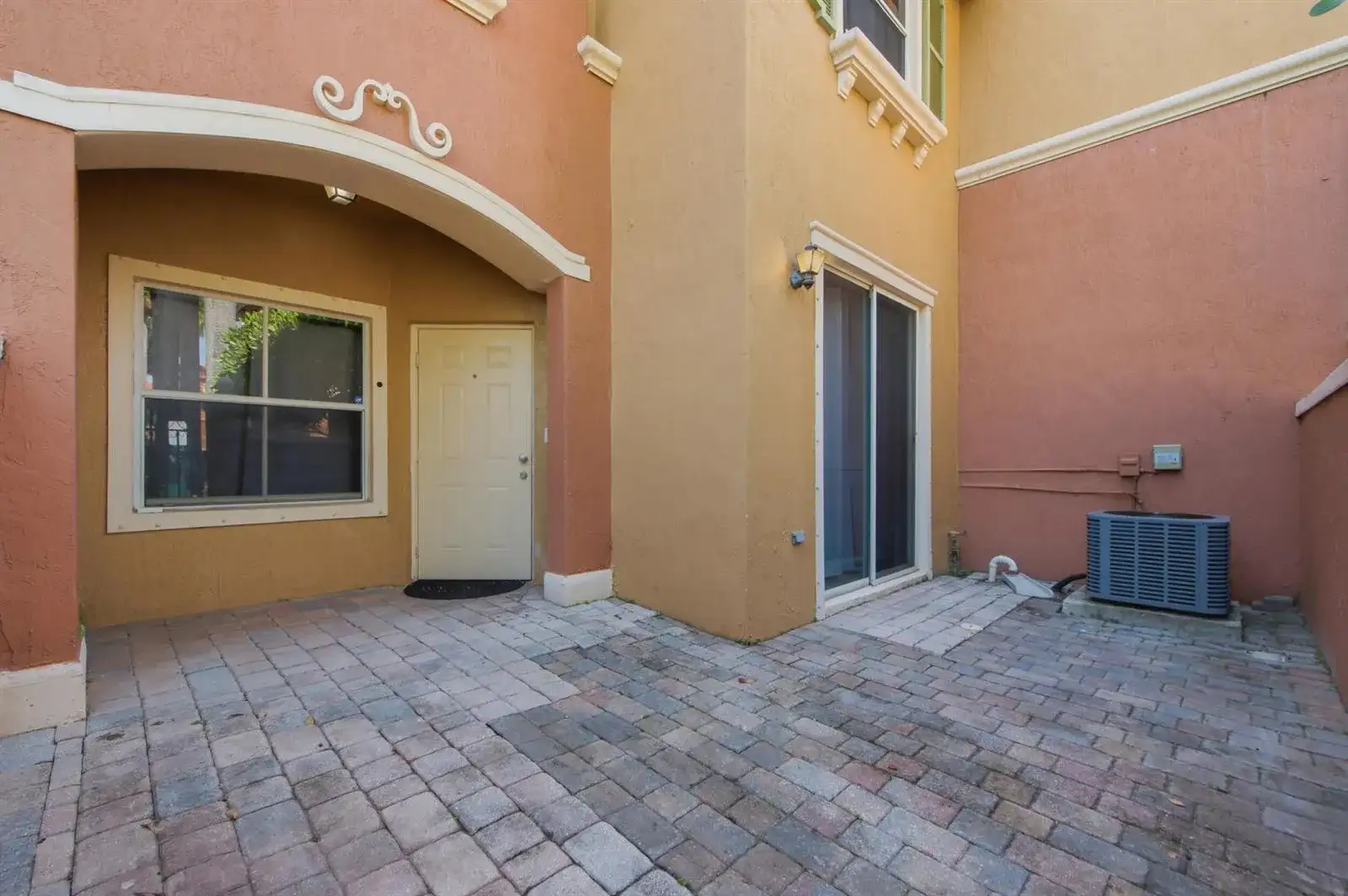 732 SW 106th Avenue # 2011, Pembroke Pines FL 33025 photo 5