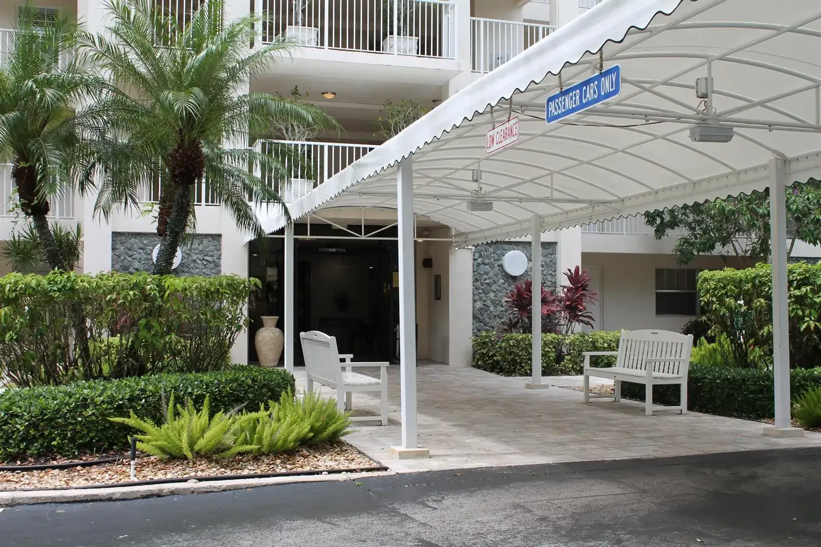 3520 OAKS Way # 607, Pompano Beach FL 33069 photo 2