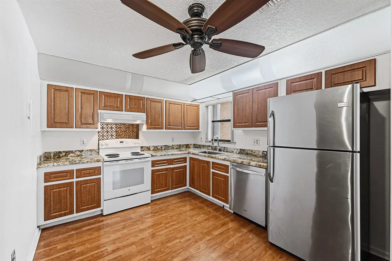 9641 Riverside Drive # 1F, Coral Springs FL 33071
