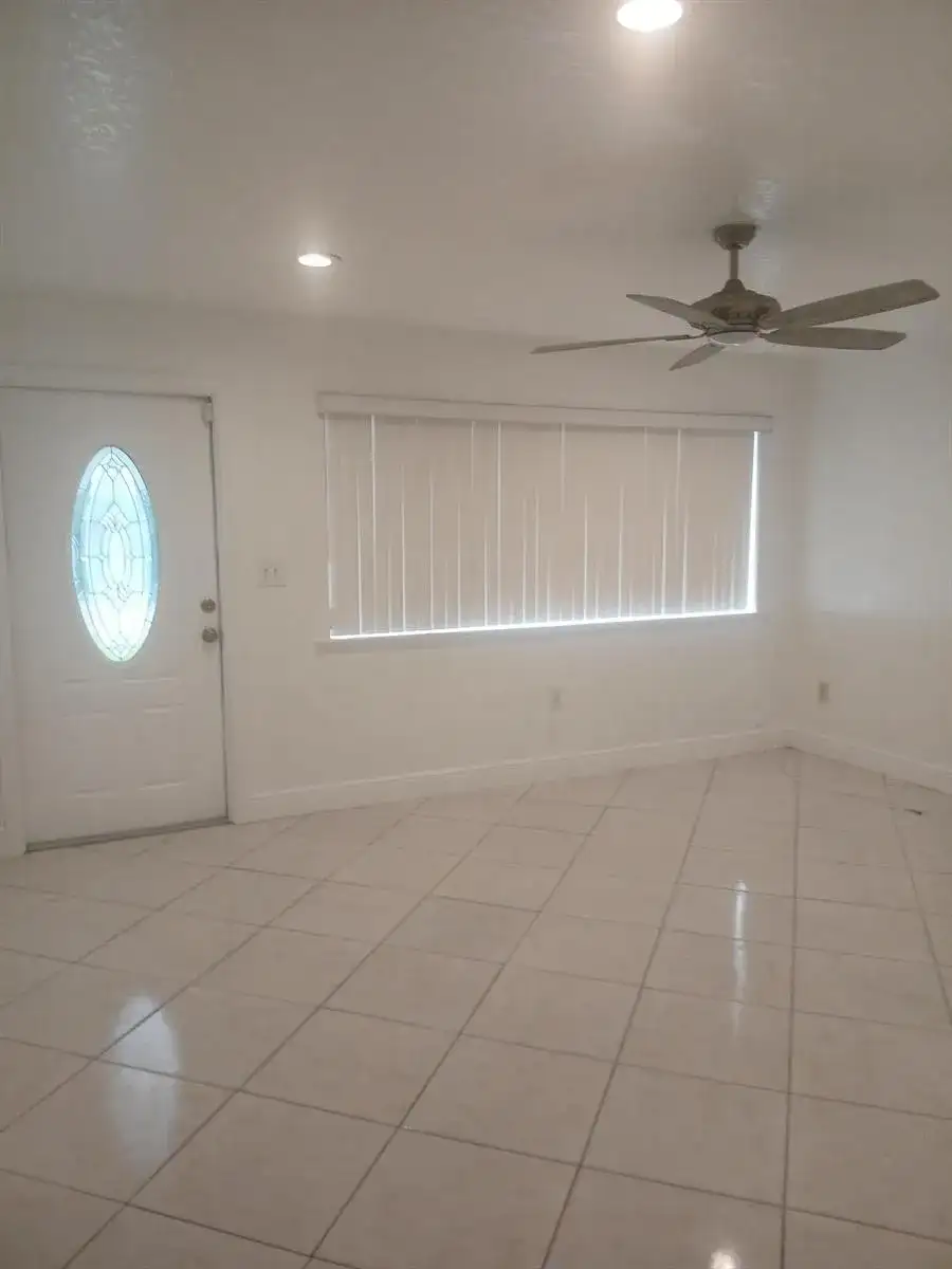 4289 S Mary Circle, Palm Beach Gardens FL 33410 photo 5