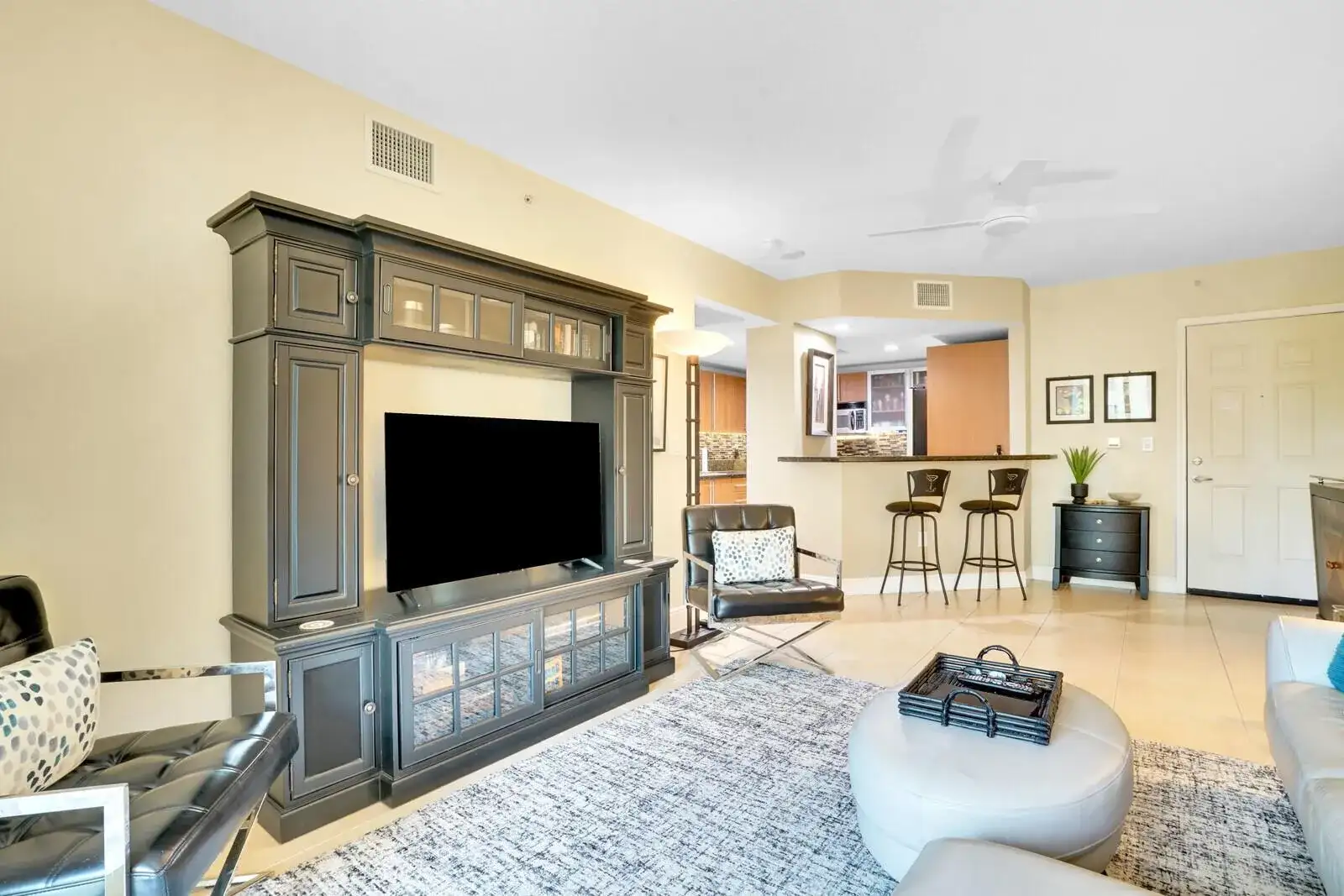 610 CLEMATIS Street # 401, West Palm Beach FL 33401 photo 5