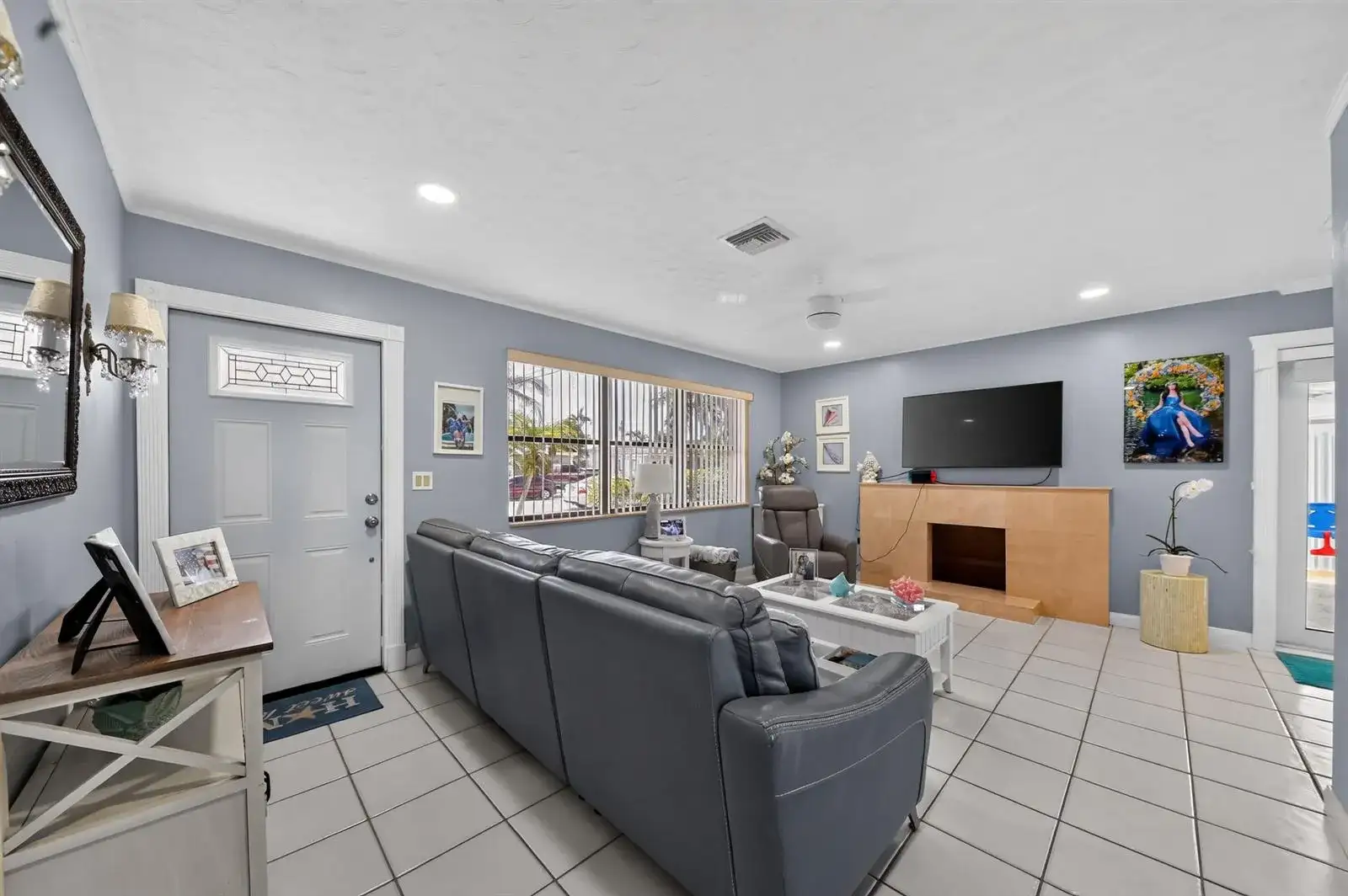 5826 CHURCHILL Court, West Palm Beach FL 33405 photo 4
