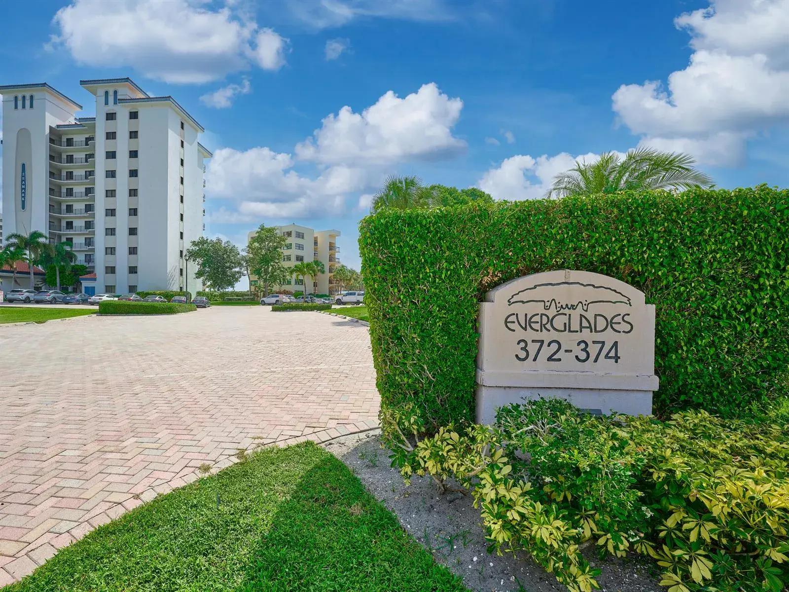 374 Golfview Road # 106, North Palm Beach FL 33408