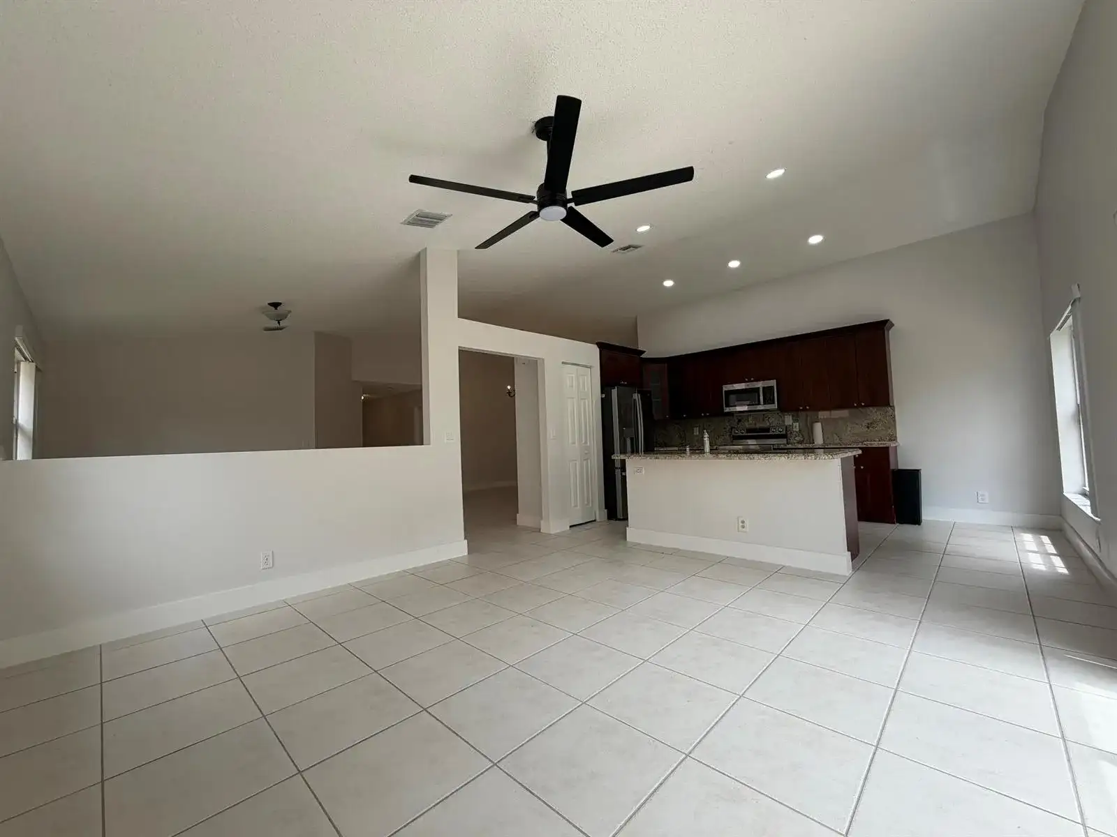 3386 Treasure Lane, Margate FL 33063 photo 5