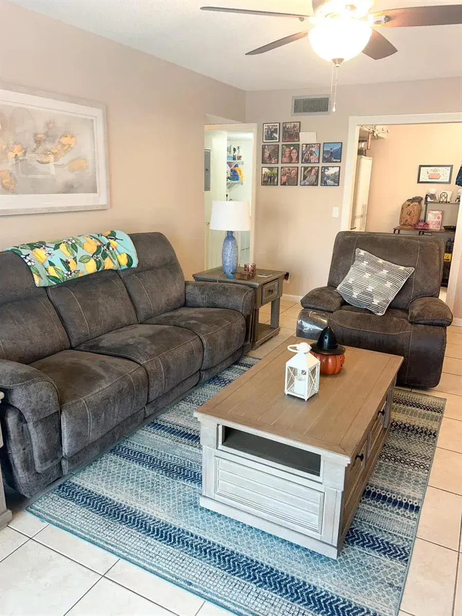 824 Sky Pine Way # C1, FL 33415