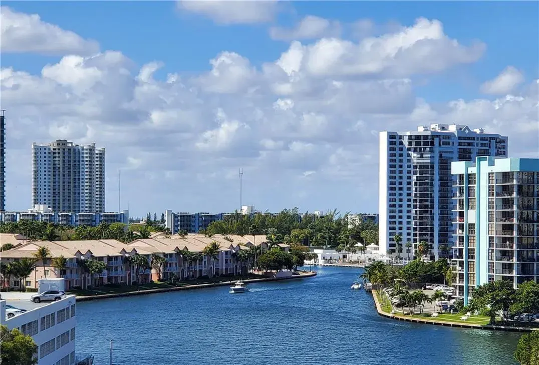3725 S Ocean Drive # 727, Hollywood FL 33019