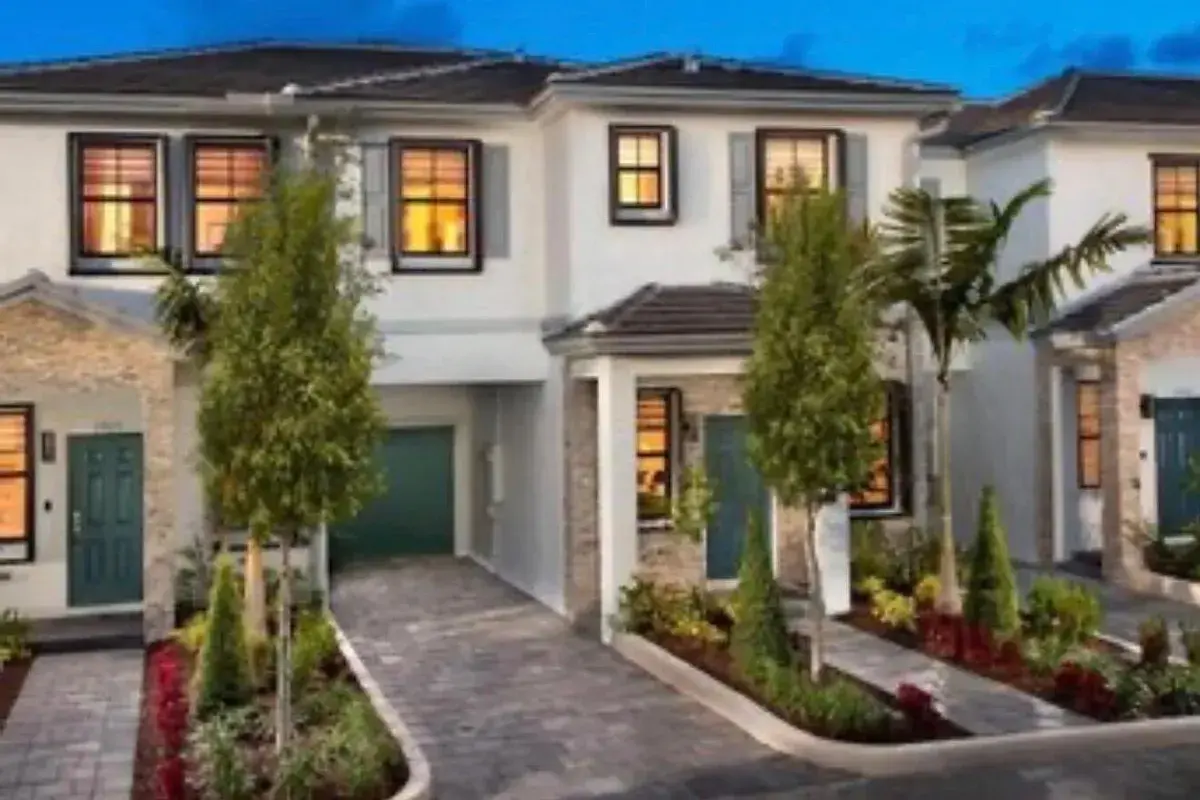 542 SW 19th Terrace, Fort Lauderdale FL 33312